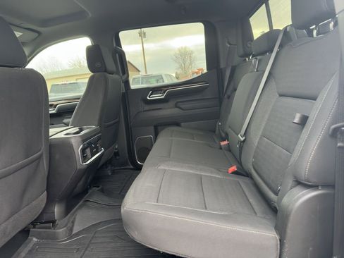 Used 2025 GMC Sierra 1500 Elevation w/ Preferred Package image 15