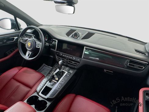 Used 2021 Porsche Macan GTS AWD/4WD image 31