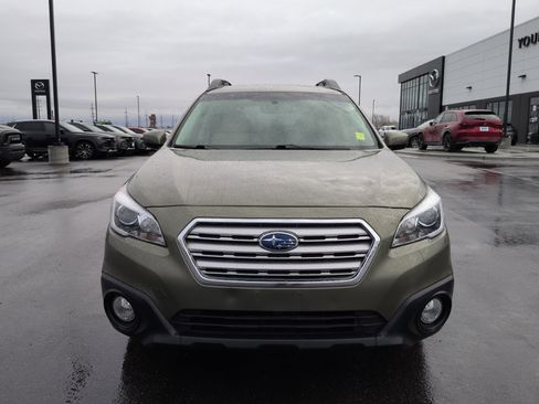 Used 2015 Subaru Outback 2.5i Premium image 2