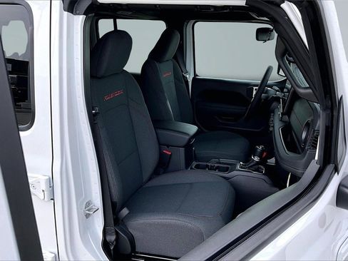 New 2026 Jeep Wrangler Unlimited Rubicon image 14