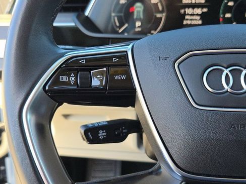 Certified 2024 Audi Q8 e-tron Premium image 24