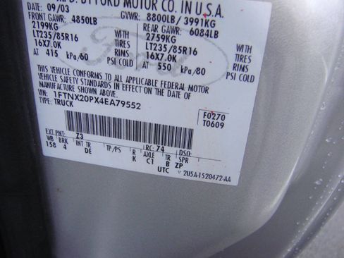 Used 2004 Ford F250 XL image 17