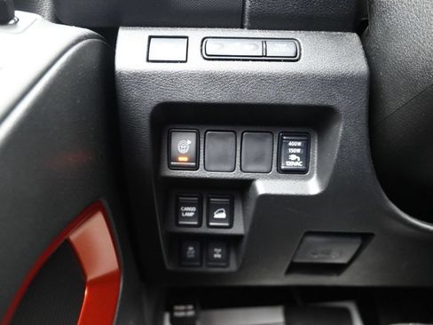 Used 2023 Nissan Frontier PRO-4X w/ Pro Convenience Package AWD/4WD image 17