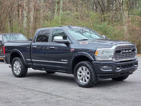 Used 2019 RAM 2500 Limited image 10