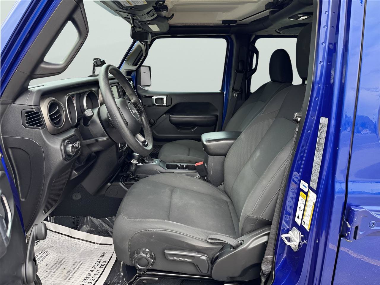 Used 2018 Jeep Wrangler Unlimited Sport AWD/4WD image 11