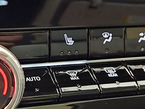 Used 2024 Honda Prologue Touring image 7