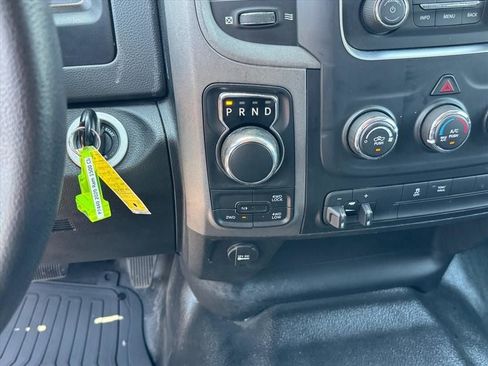 Used 2020 RAM 1500 Tradesman AWD/4WD image 25
