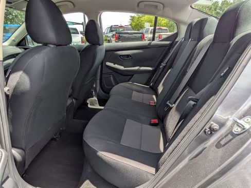 Used 2024 Nissan Sentra SV FWD image 14