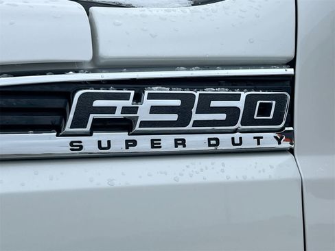 Used 2016 Ford F350 Lariat w/ Lariat Ultimate Package image 13