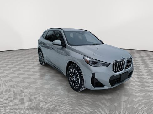 Used 2025 BMW X1 xDrive28i w/ M Sport Package image 2