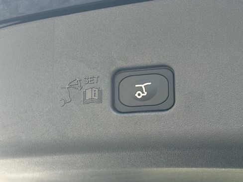 New 2026 Lincoln Nautilus Premier w/ Equipment Group 102A image 19