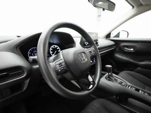 Certified 2023 Honda HR-V LX image 8