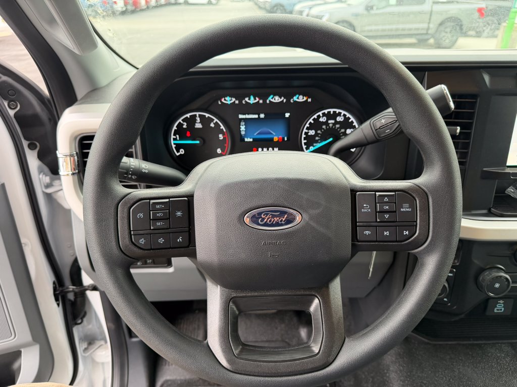 New 2024 Ford F550 4x4 Regular Cab Super Duty image 21