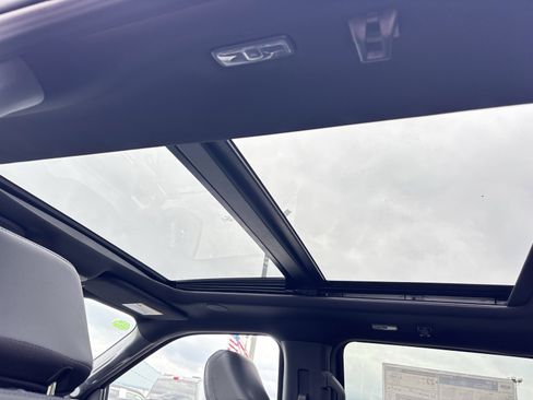 New 2025 Ford F150 Platinum w/ Equipment Group 702A High image 24