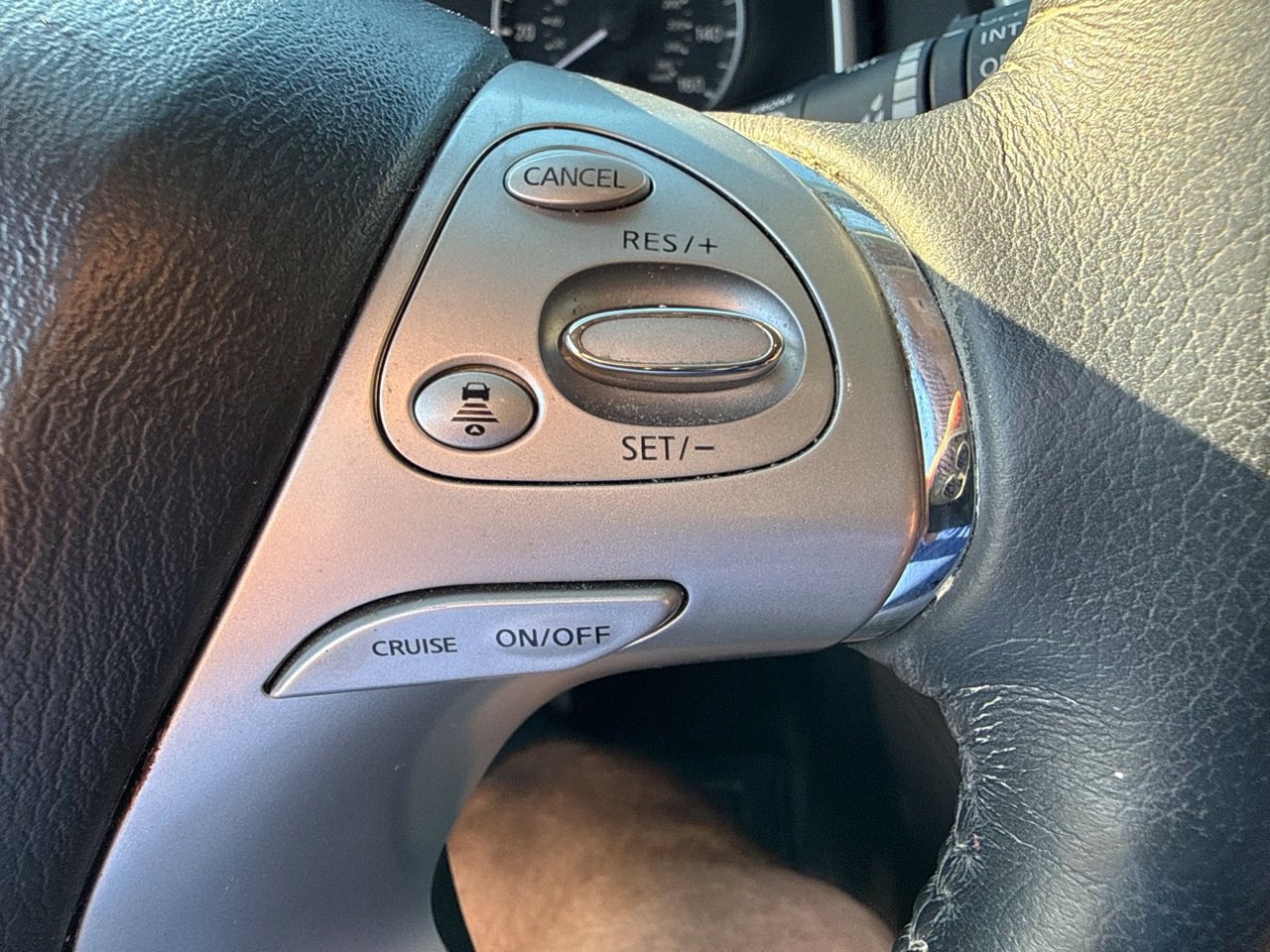 Used 2018 Nissan Murano SL FWD image 27