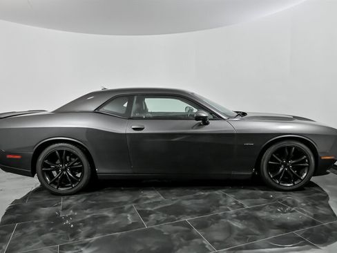 Used 2016 Dodge Challenger R/T Plus image 13