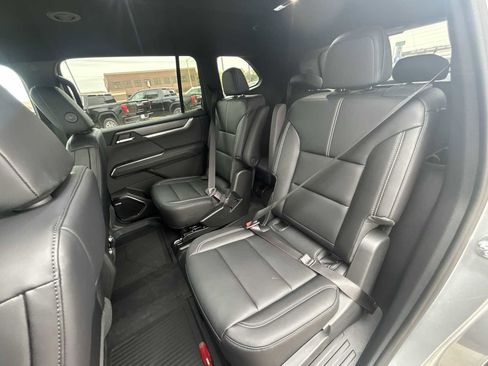 New 2026 GMC Acadia Elevation w/ Elevation Premium Package image 24