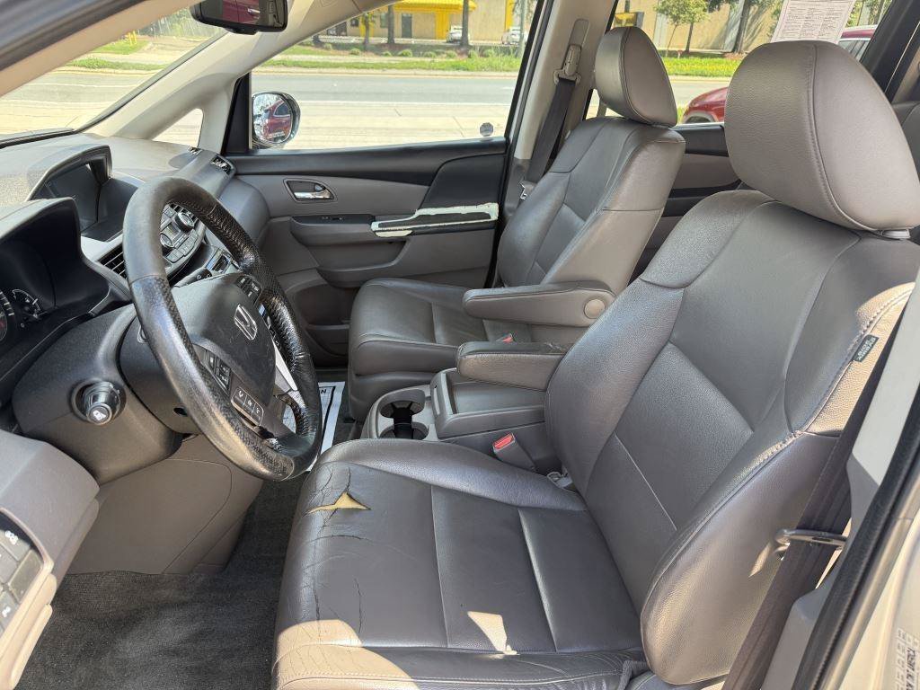 Used 2015 Honda Odyssey Touring image 10