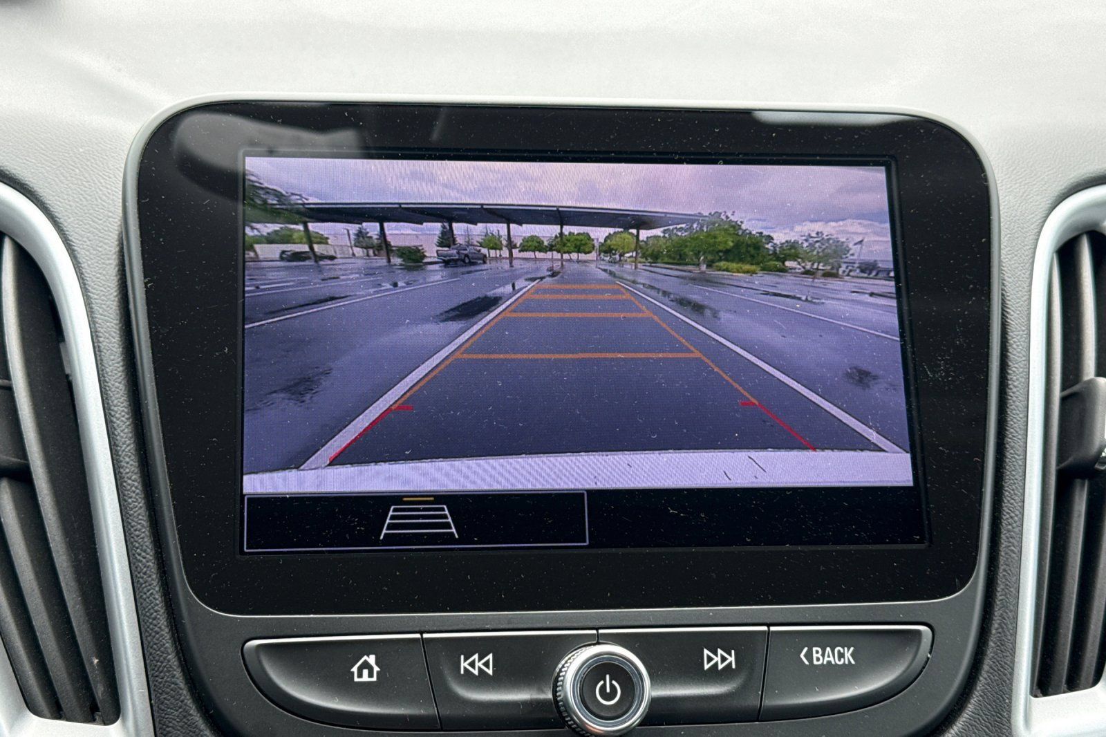 Used 2023 Chevrolet Malibu LT FWD image 27