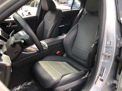 Certified 2023 Mercedes-Benz C 300 4MATIC Sedan image 32