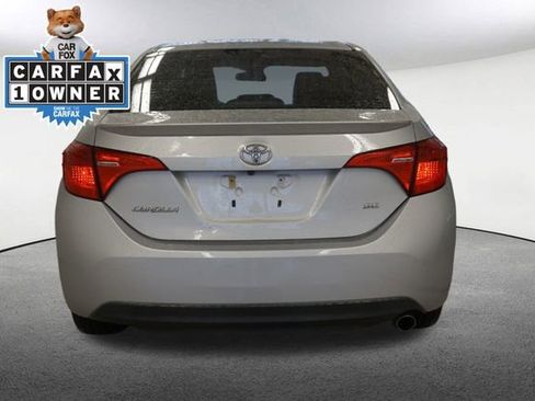 Used 2019 Toyota Corolla L image 11