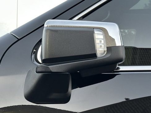 Used 2023 GMC Sierra 1500 Denali image 13