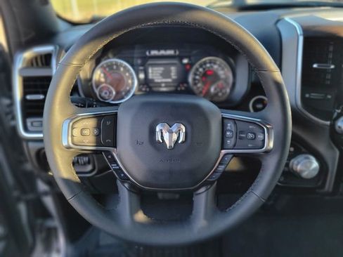 Used 2025 RAM 1500 Laramie image 18