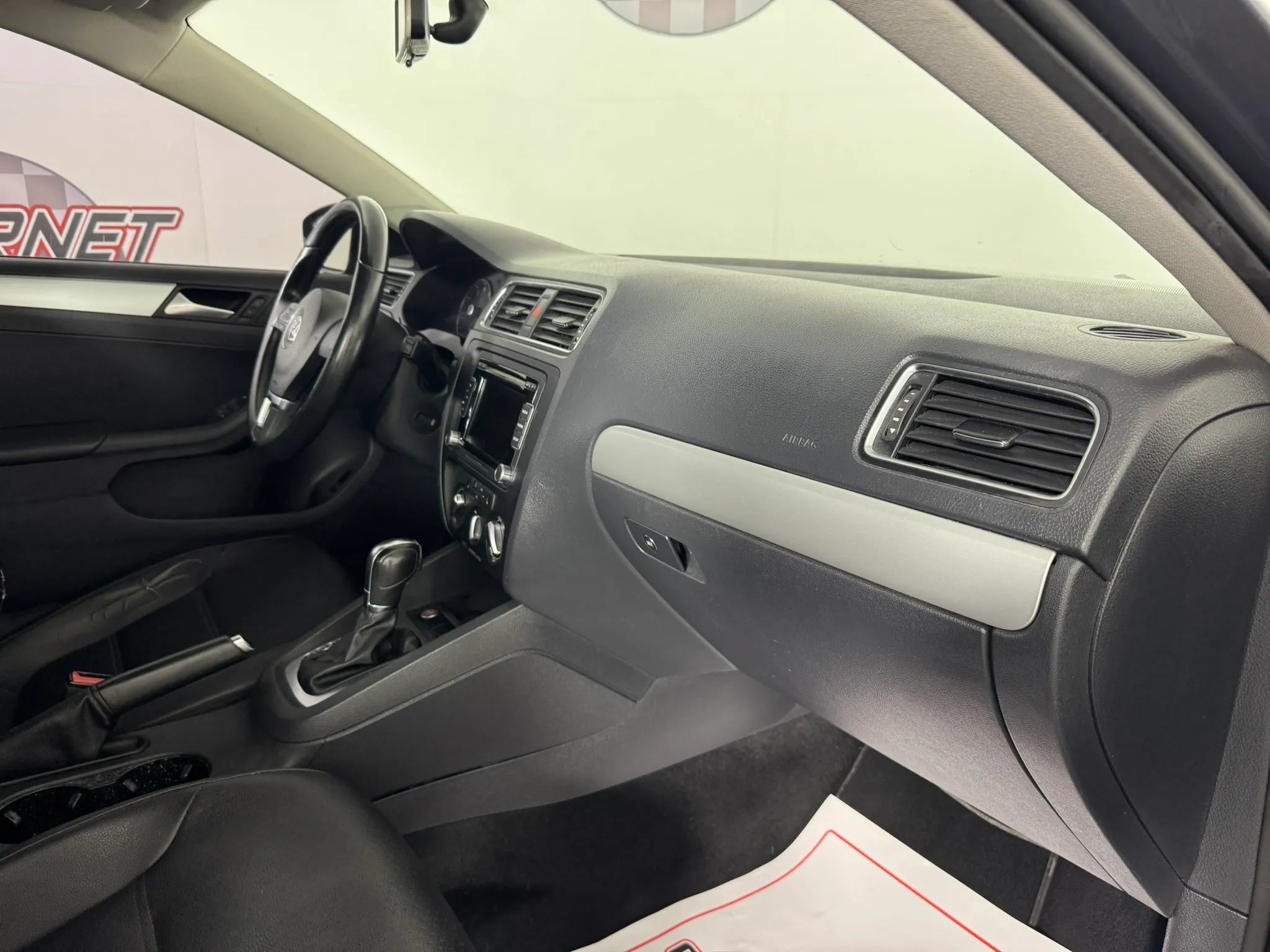 Used 2014 Volkswagen Jetta SE FWD image 12