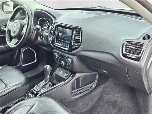 Used 2019 Jeep Compass Limited FWD image 20