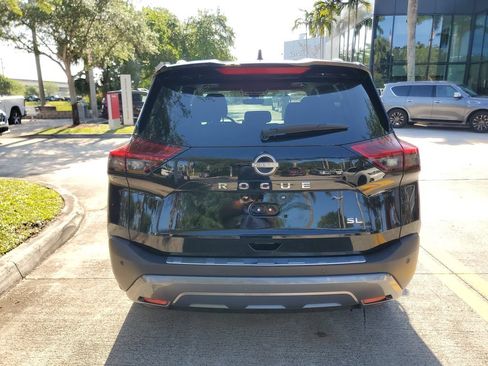 Certified 2023 Nissan Rogue SL w/ SL Premium Package FWD image 5