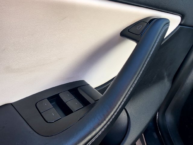 Used 2021 Tesla Model Y Performance AWD/4WD image 15