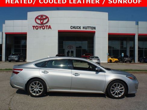 Used 2013 Toyota Avalon Limited FWD image 1