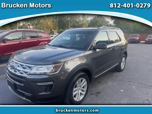 Used 2019 Ford Explorer XLT AWD/4WD image 1