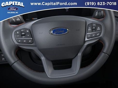 New 2025 Ford Explorer Active image 12