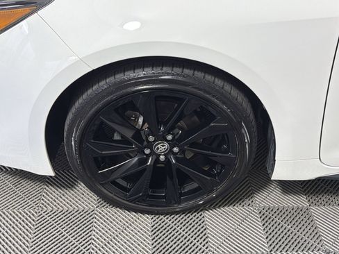 Used 2022 Toyota Corolla SE image 12