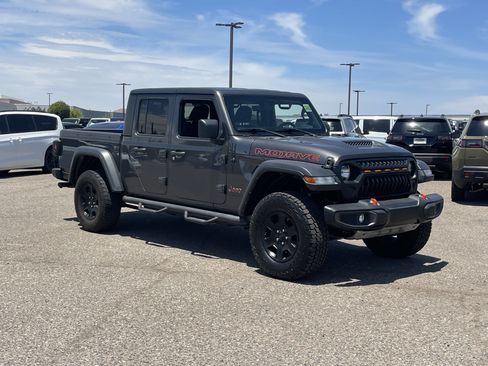 Used 2021 Jeep Gladiator Mojave AWD/4WD image 7