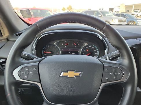 Used 2023 Chevrolet Traverse LT image 20