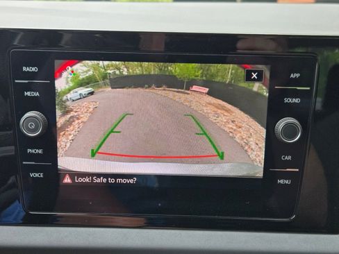 New 2026 Volkswagen Jetta SE FWD image 19