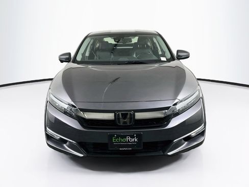 Used 2018 Honda Clarity Touring image 2