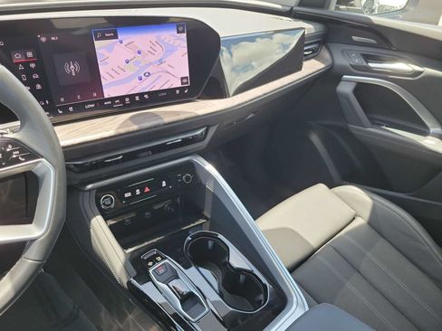 Certified 2025 Audi Q5 Premium Plus w/ Premium Plus AWD/4WD image 25