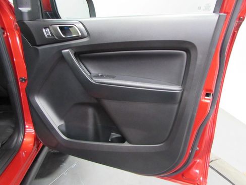 Used 2022 Ford Ranger Lariat w/ Tremor Off-Road Package AWD/4WD image 16