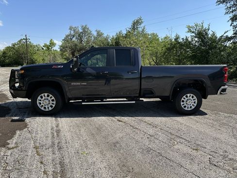 Used 2024 Chevrolet Silverado 3500 LT w/ Safety Package image 2