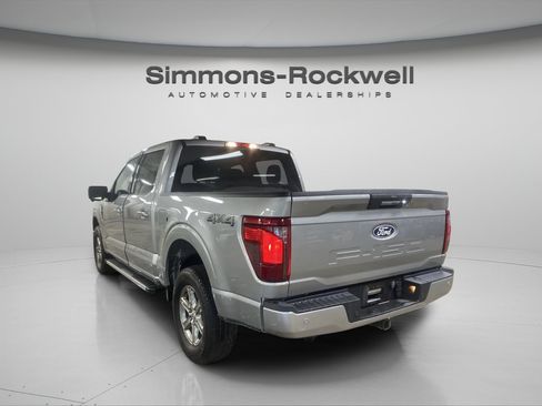 Used 2024 Ford F150 XLT AWD/4WD image 3