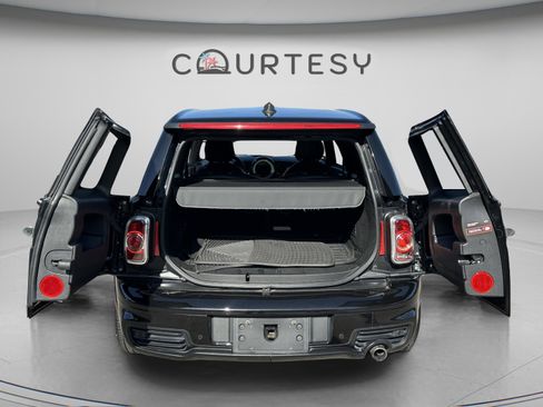 Used 2014 MINI Cooper Clubman FWD image 9