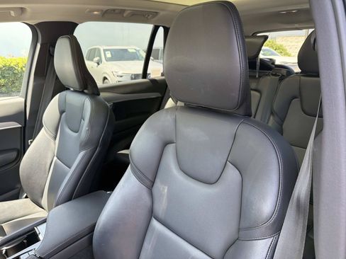 Certified 2023 Volvo XC90 B5 Core AWD/4WD image 19