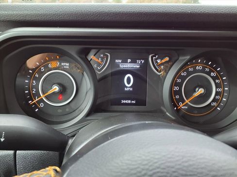 Used 2024 Jeep Wrangler Sport S image 15