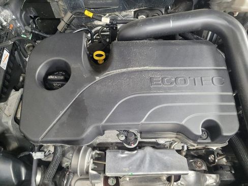 Used 2024 Chevrolet Equinox LT w/ LPO, Floor Liner Package FWD image 30