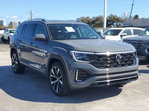 New 2026 Volkswagen Atlas SEL Premium R-Line AWD/4WD image 4