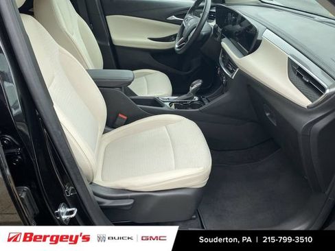 Certified 2024 Buick Encore GX Preferred FWD image 32
