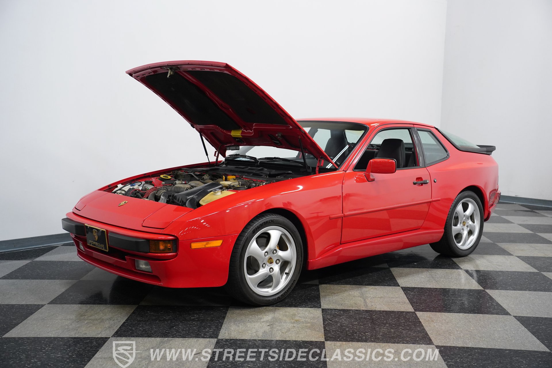 Used 1987 Porsche 944 Coupe RWD image 30